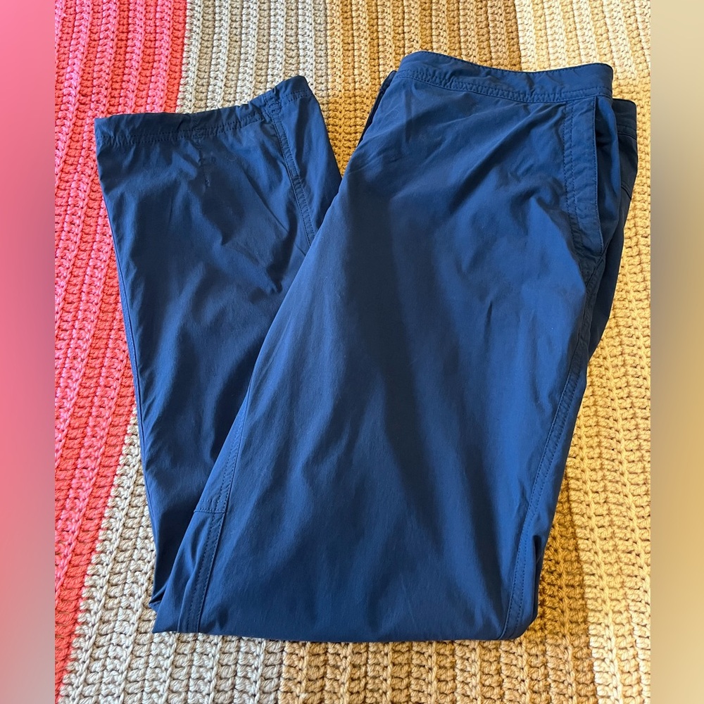 L. L. Bean Women’s Water Repellant Comfort Trail Hiking Pants. Adjustable Waist.